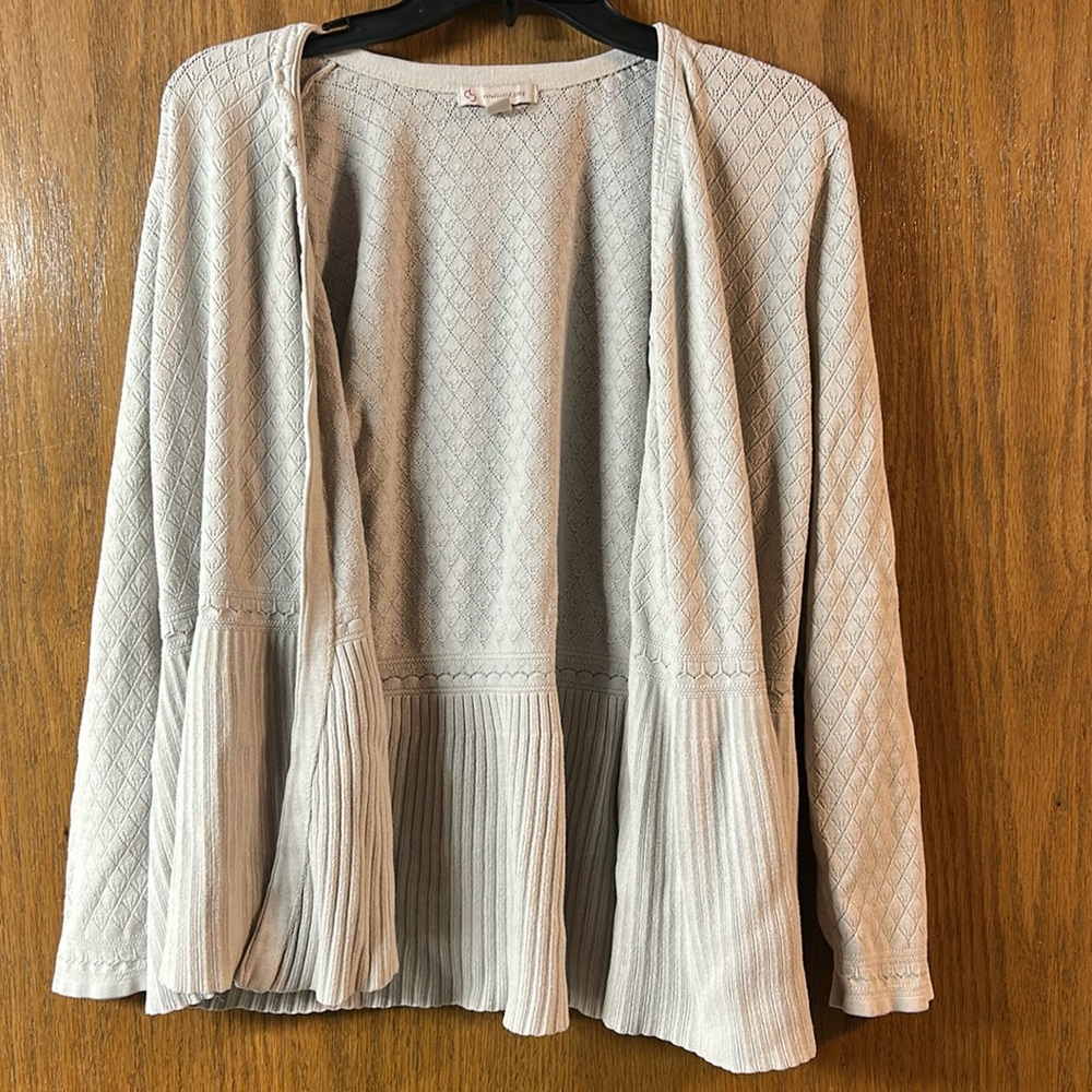 DB Established 1962 Cream Cardigan